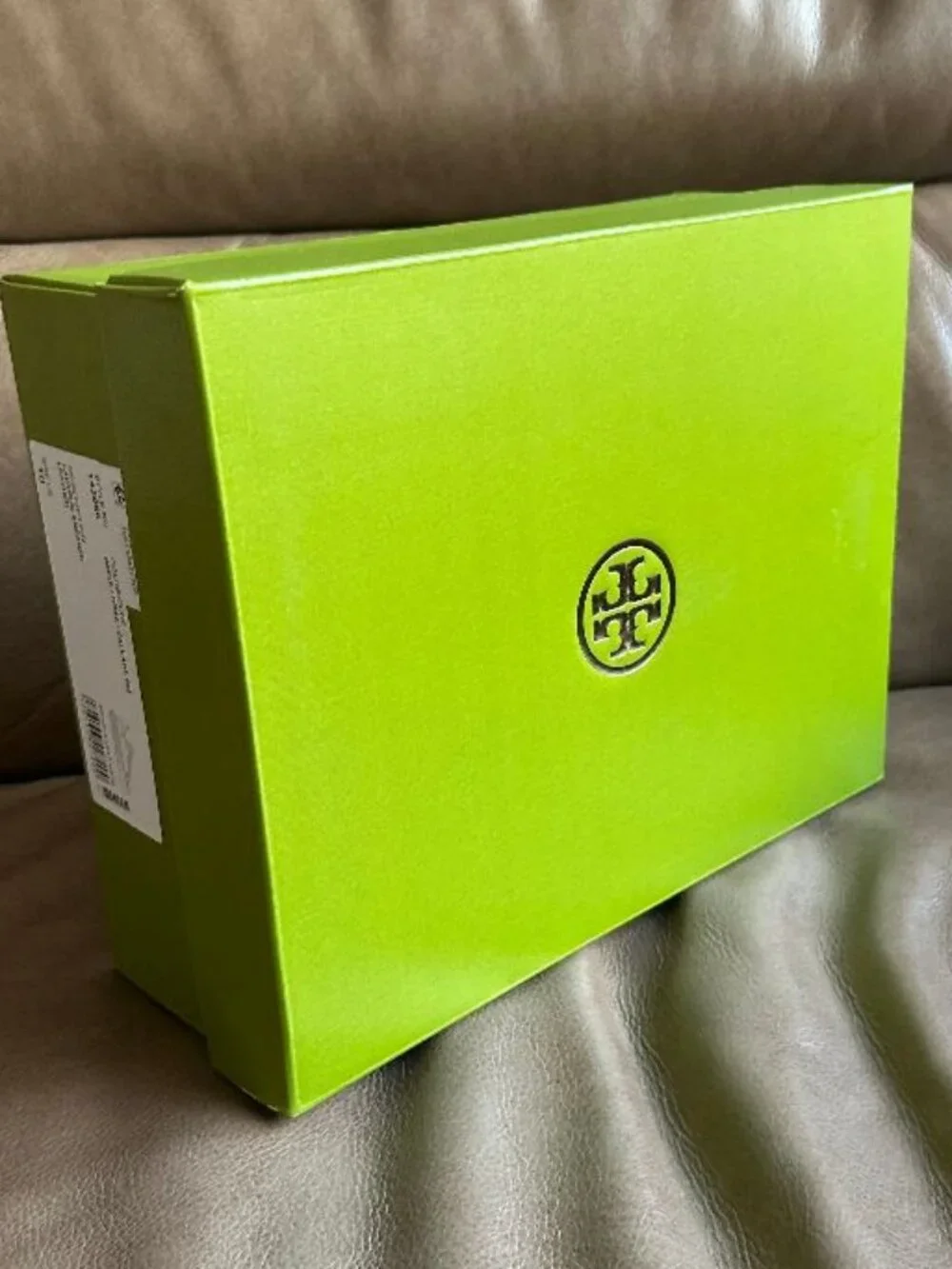 NEW TORY BURCH LARGE SHOE BOX STORAGE AND LACES 13